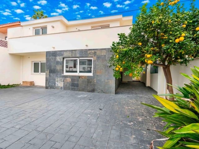 4 soverom Kjedet enebolig til salgs i Albir, Alfaz del Pi / L'Alfàs del Pi med svømmebasseng - € 902 000 (Ref: 9976947)