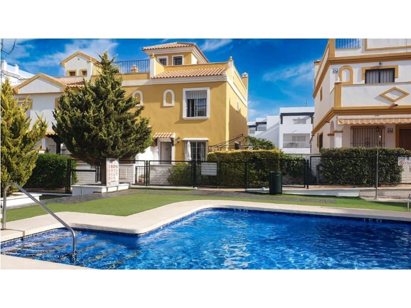 3 Zimmer Haus zu verkaufen in San Juan de los Terreros mit Pool - 299.000 € (Ref: 9976948)