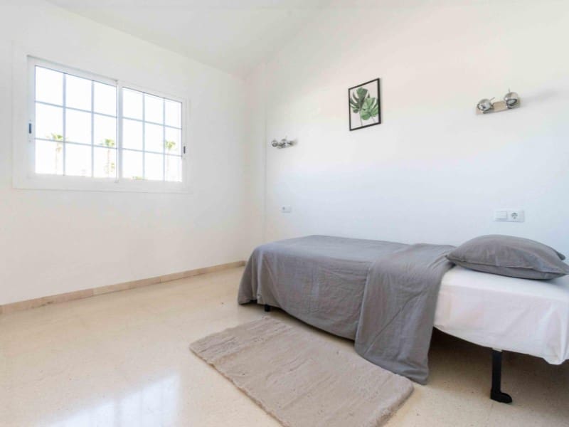 3 soverom Hus til salgs i Albir med svømmebasseng garasje - € 449 000 (Ref: 9976951)