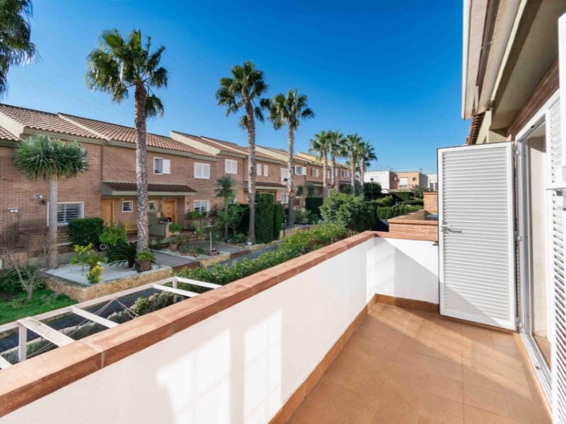3 soverom Hus til salgs i Albir med svømmebasseng garasje - € 449 000 (Ref: 9976951)