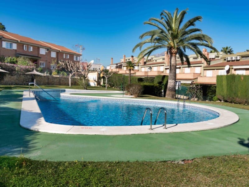 3 soverom Hus til salgs i Albir med svømmebasseng garasje - € 449 000 (Ref: 9976951)