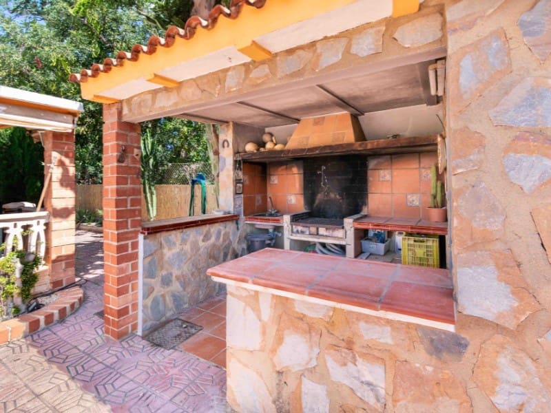 4 slaapkamer Villa te koop in Alfaz del Pi / L'Alfas del Pi met zwembad - € 649.000 (Ref: 9976954)