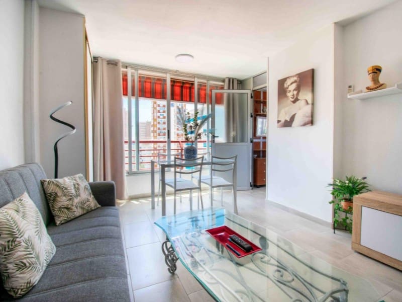 1 slaapkamer Appartement te koop in Benidorm met zwembad - € 223.000 (Ref: 9976957)