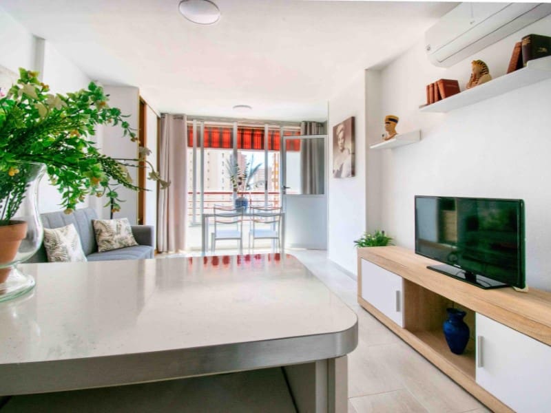 1 slaapkamer Appartement te koop in Benidorm met zwembad - € 223.000 (Ref: 9976957)