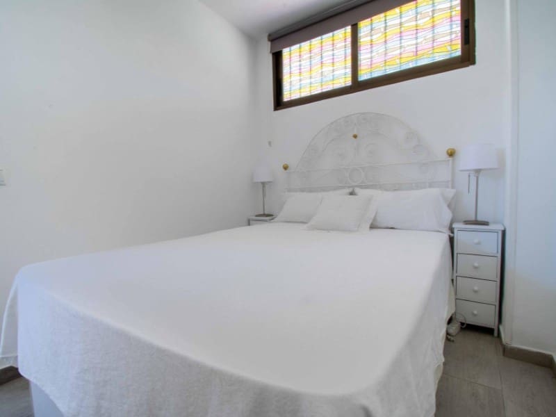 1 slaapkamer Appartement te koop in Benidorm met zwembad - € 223.000 (Ref: 9976958)