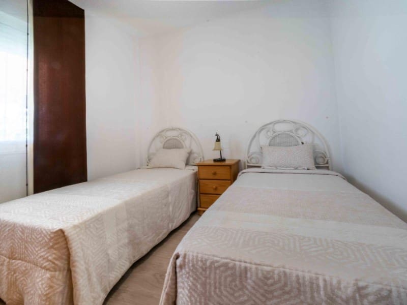 4 bedroom Villa for sale in La Nucia with pool garage - € 549,000 (Ref: 9976959)