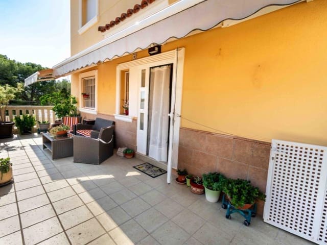 4 soveværelse Villa til salg i Barranco Hondo, La Nucia med swimmingpool garage - € 549.000 (Ref: 9976959)