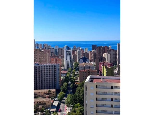 2 soveværelse Lejlighed til salg i Juzgados - Plaza de Toros, Benidorm med swimmingpool - € 292.500 (Ref: 9976960)