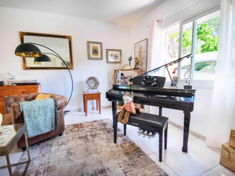 4 soverom Kjedet enebolig til salgs i Albir med svømmebasseng garasje - € 599 000 (Ref: 9976961)