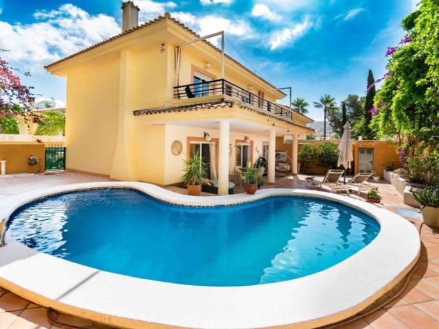 4 soverom Kjedet enebolig til salgs i Albir, Alfaz del Pi / L'Alfàs del Pi med svømmebasseng garasje - € 599 000 (Ref: 9976961)