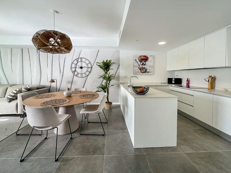 Apartamento de 2 habitaciones en Finestrat en venta con piscina garaje - 396.000 € (Ref: 9976963)