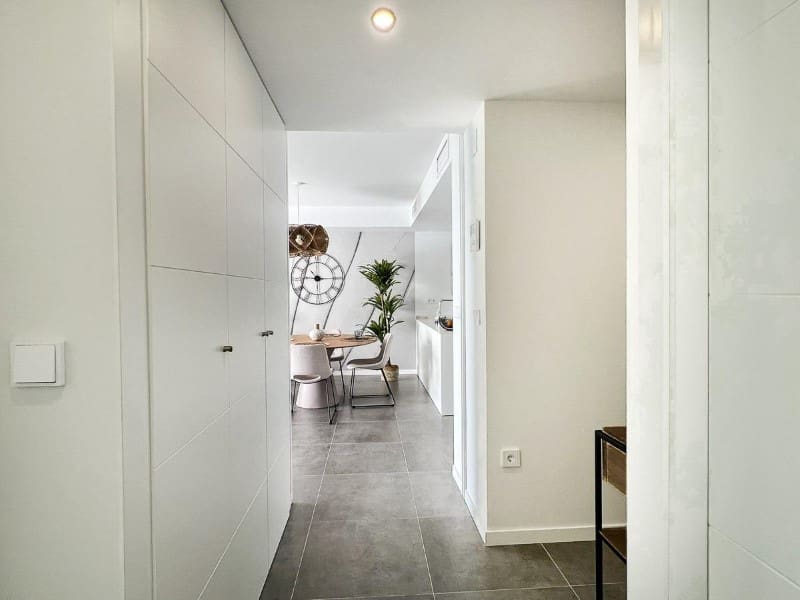 Apartamento de 2 habitaciones en Finestrat en venta con piscina garaje - 396.000 € (Ref: 9976963)