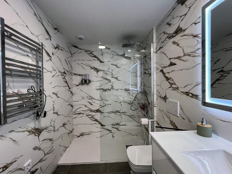 Apartamento de 2 habitaciones en Finestrat en venta con piscina garaje - 396.000 € (Ref: 9976963)