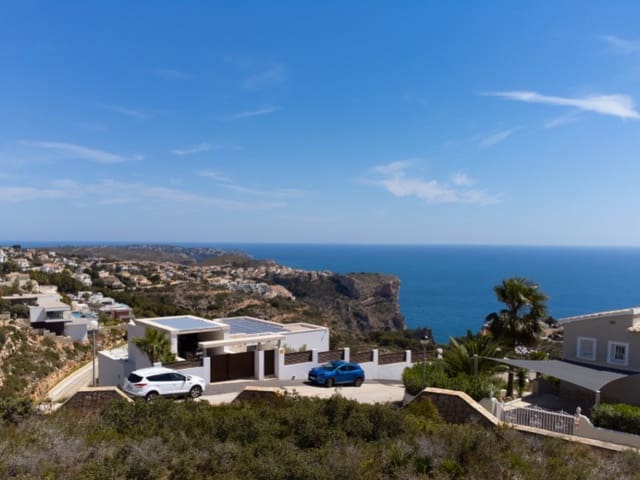 3 soveværelse Villa til salg i Cumbre del Sol, Benitachell / Benitatxell med swimmingpool - € 2.450.000 (Ref: 9976965)