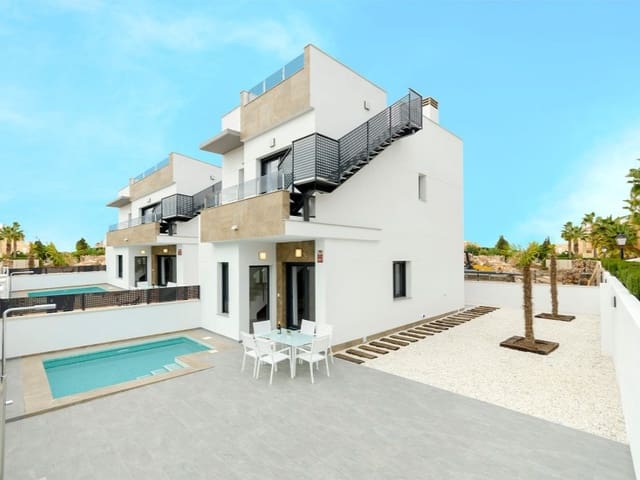 3 chambre Villa/Maison à vendre à El Chaparral - La Siesta - La Torreta, Torrevieja avec piscine garage - 424 000 € (Ref: 9985575)