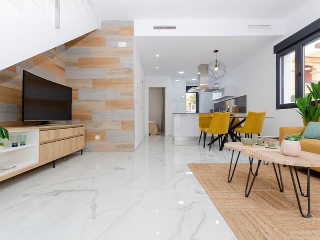 3 chambre Villa/Maison à vendre à El Chaparral - La Siesta - La Torreta, Torrevieja avec piscine garage - 424 000 € (Ref: 9985575)