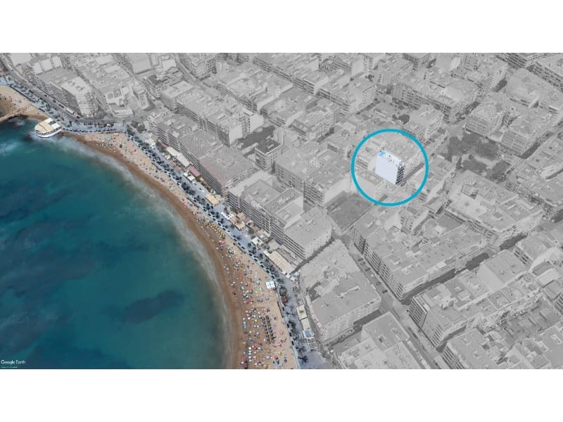 3 soveværelse Lejlighed til salg i Torrevieja med swimmingpool - € 279.000 (Ref: 9985579)