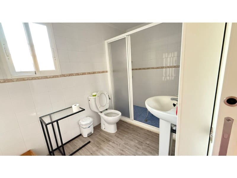 3 soverom Villa til salgs i Torrevieja med svømmebasseng - € 490 500 (Ref: 9985580)