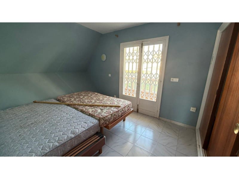 3 soverom Villa til salgs i Torrevieja med svømmebasseng - € 490 500 (Ref: 9985580)
