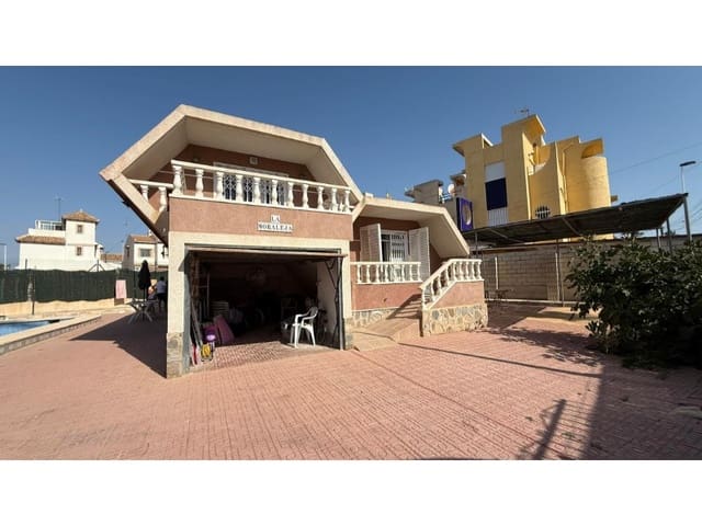 3 soveværelse Villa til salg i Los Frutales, Torrevieja med swimmingpool - € 490.500 (Ref: 9985580)