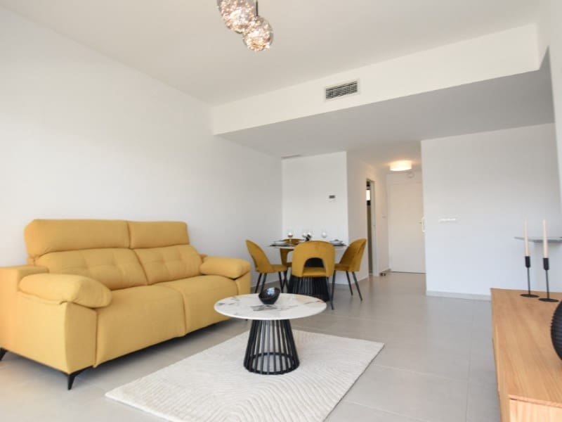 3 quarto Apartamento para venda em San Miguel de Salinas com piscina - 284 000 € (Ref: 9985582)