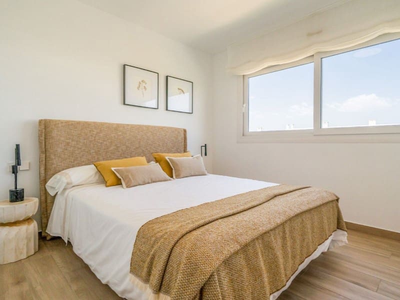 3 sovrum Lägenhet till salu i Orihuela med pool - 299 900 € (Ref: 9985589)