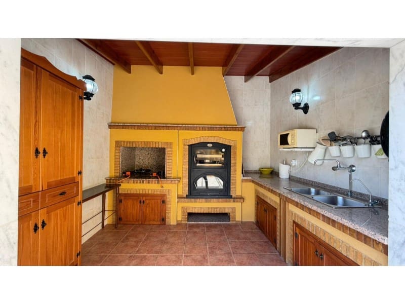 5 sovrum Villa till salu i Orihuela med pool - 480 000 € (Ref: 9985600)