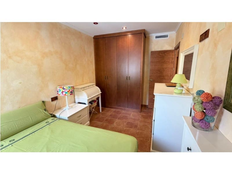 5 sovrum Villa till salu i Orihuela med pool - 480 000 € (Ref: 9985600)