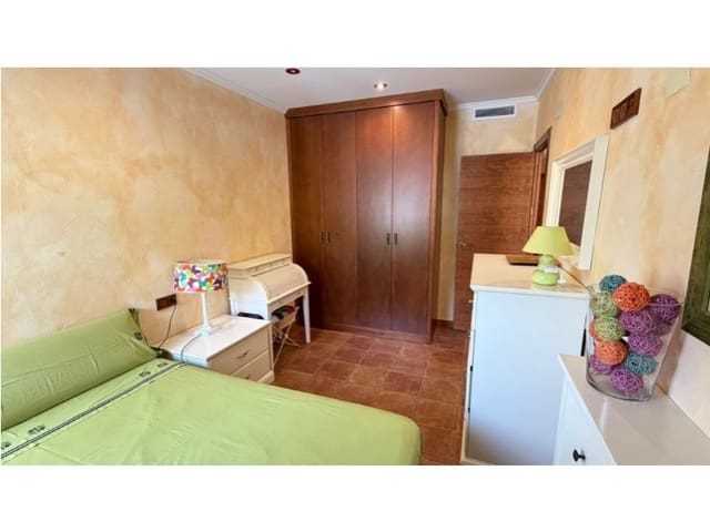 Chalet de 5 habitaciones en Montepinar - La Aparecida - Raiguero, Orihuela en venta con piscina garaje - 480.000 € (Ref: 9985600)