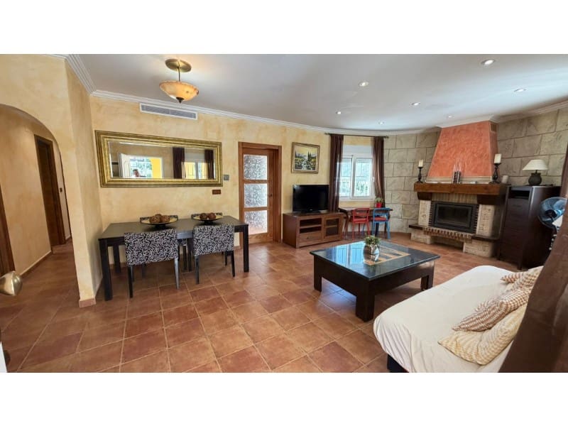 5 sovrum Villa till salu i Orihuela med pool - 480 000 € (Ref: 9985600)