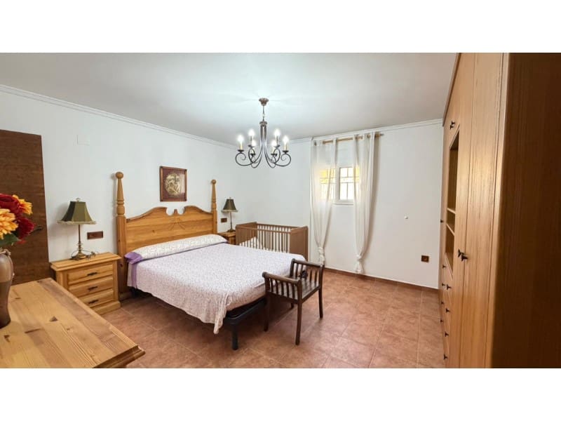 5 sovrum Villa till salu i Orihuela med pool - 480 000 € (Ref: 9985600)