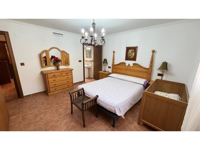 5 sovrum Villa till salu i Orihuela med pool - 480 000 € (Ref: 9985600)