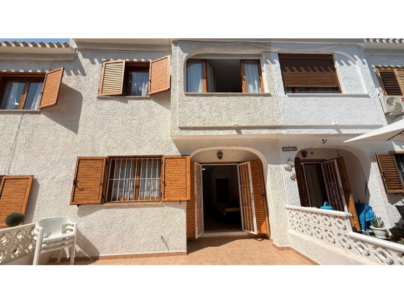 Apartamento de 3 habitaciones en Playa Flamenca en venta - 289.000 € (Ref: 9985601)