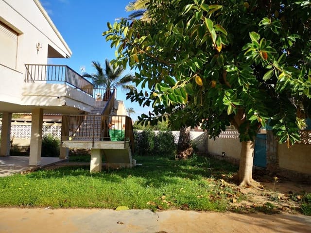 7 soveværelse Villa til salg i La Zenia, Orihuela med garage - € 850.000 (Ref: 9985605)