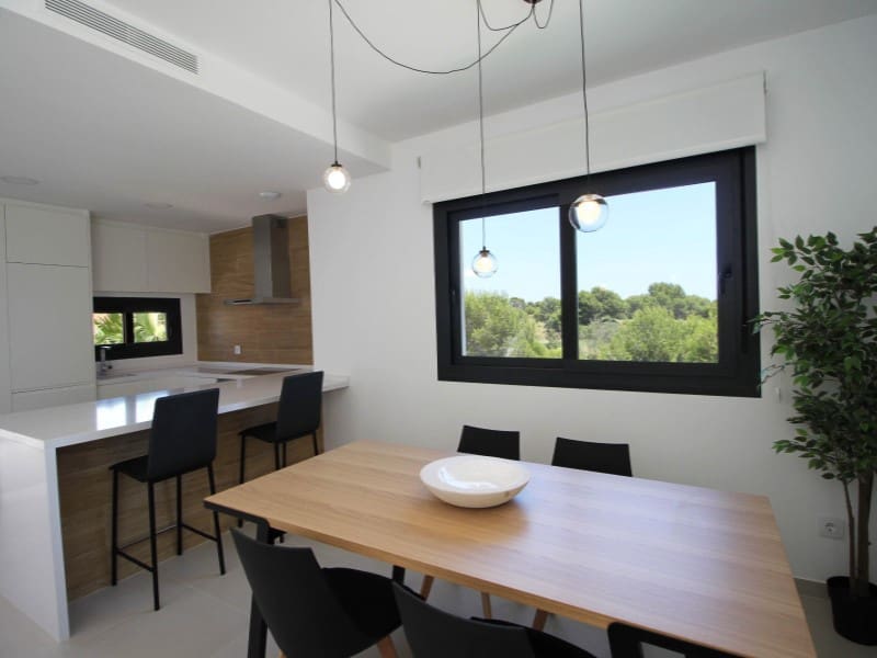 3 quarto Apartamento para venda em Pinar de Campoverde com piscina - 334 900 € (Ref: 9985607)