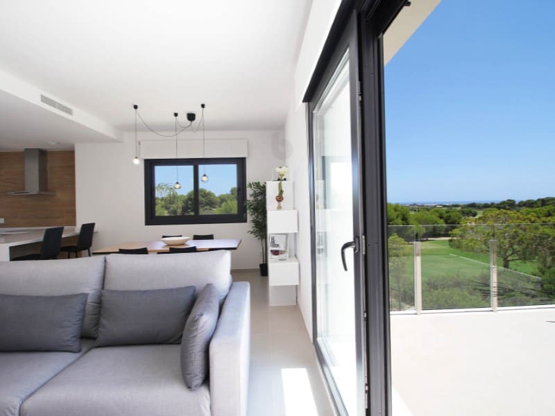 3 quarto Apartamento para venda em Pinar de Campoverde com piscina - 334 900 € (Ref: 9985607)
