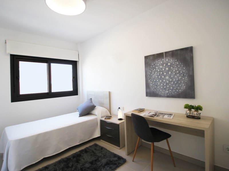 3 quarto Apartamento para venda em Pinar de Campoverde com piscina - 334 900 € (Ref: 9985607)