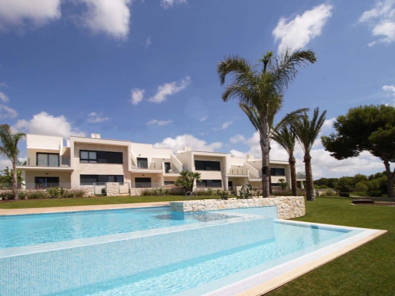 3 quarto Apartamento para venda em Pinar de Campoverde com piscina - 334 900 € (Ref: 9985607)