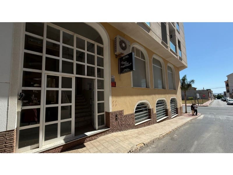 Commercieel te koop in San Miguel de Salinas - € 190.000 (Ref: 9985608)