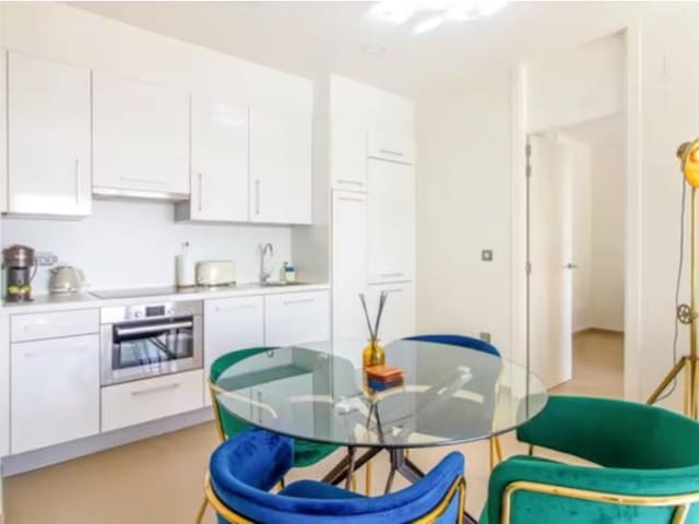 1 soverom Leilighet til salgs i Playa Poniente, Benidorm med svømmebasseng - € 466 500 (Ref: 9985613)