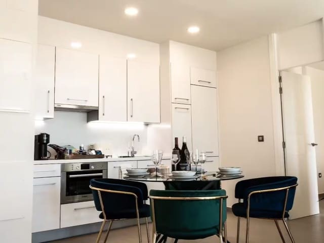 1 soverom Leilighet til salgs i Playa Poniente, Benidorm med svømmebasseng - € 466 500 (Ref: 9985613)