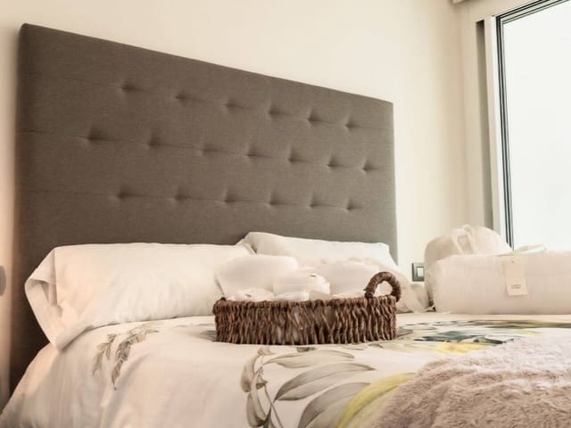 1 soverom Leilighet til salgs i Playa Poniente, Benidorm med svømmebasseng - € 466 500 (Ref: 9985613)