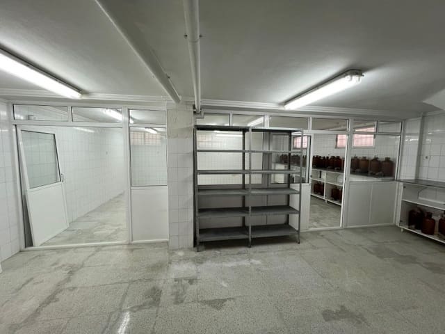 Erhverv til salg i San Miguel de Salinas - € 370.000 (Ref: 9985625)
