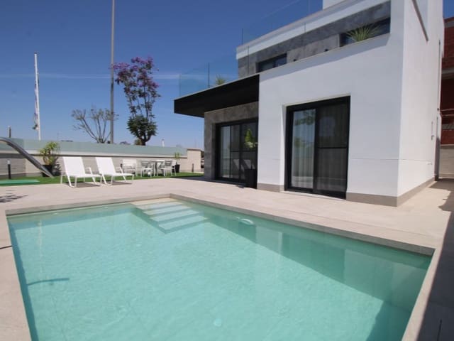 3 chambre Villa/Maison Semi-Mitoyenne à vendre à Torre de la Horadada, Pilar de la Horadada avec piscine garage - 725 000 € (Ref: 9985630)