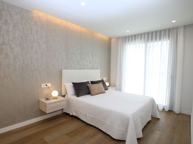 3 chambre Villa/Maison Semi-Mitoyenne à vendre à Torre de la Horadada, Pilar de la Horadada avec piscine garage - 725 000 € (Ref: 9985630)