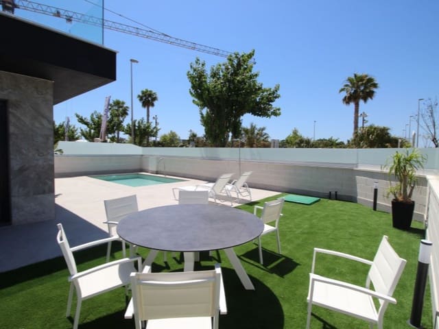3 chambre Villa/Maison Semi-Mitoyenne à vendre à Torre de la Horadada, Pilar de la Horadada avec piscine garage - 725 000 € (Ref: 9985630)