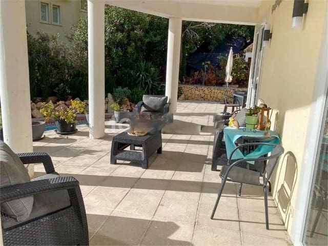 4 soveværelse Villa til salg i Finestrat Pueblo, Finestrat med swimmingpool - € 595.000 (Ref: 9994258)