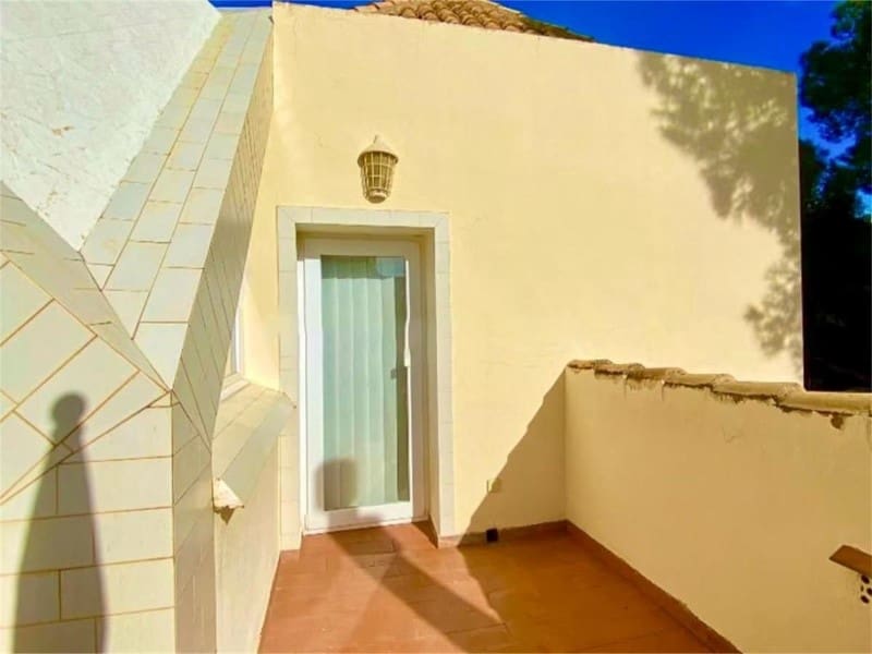 4 soveværelse Villa til salg i Finestrat med swimmingpool - € 595.000 (Ref: 9994258)