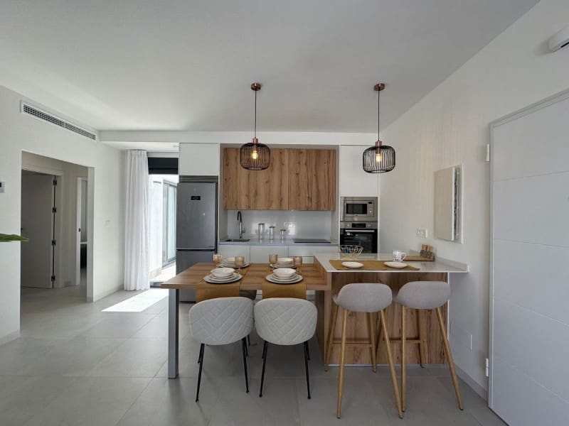 2 slaapkamer Halfvrijstaande villa te koop in Torre-Pacheco met zwembad - € 311.900 (Ref: 9995790)