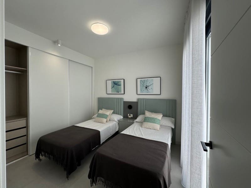 2 slaapkamer Halfvrijstaande villa te koop in Torre-Pacheco met zwembad - € 311.900 (Ref: 9995790)